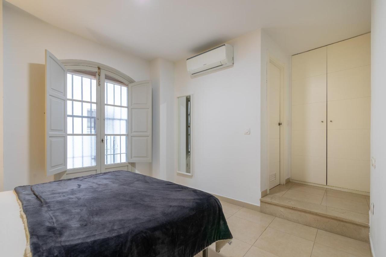 Apartment Reservaloen Plaza Del Salvador