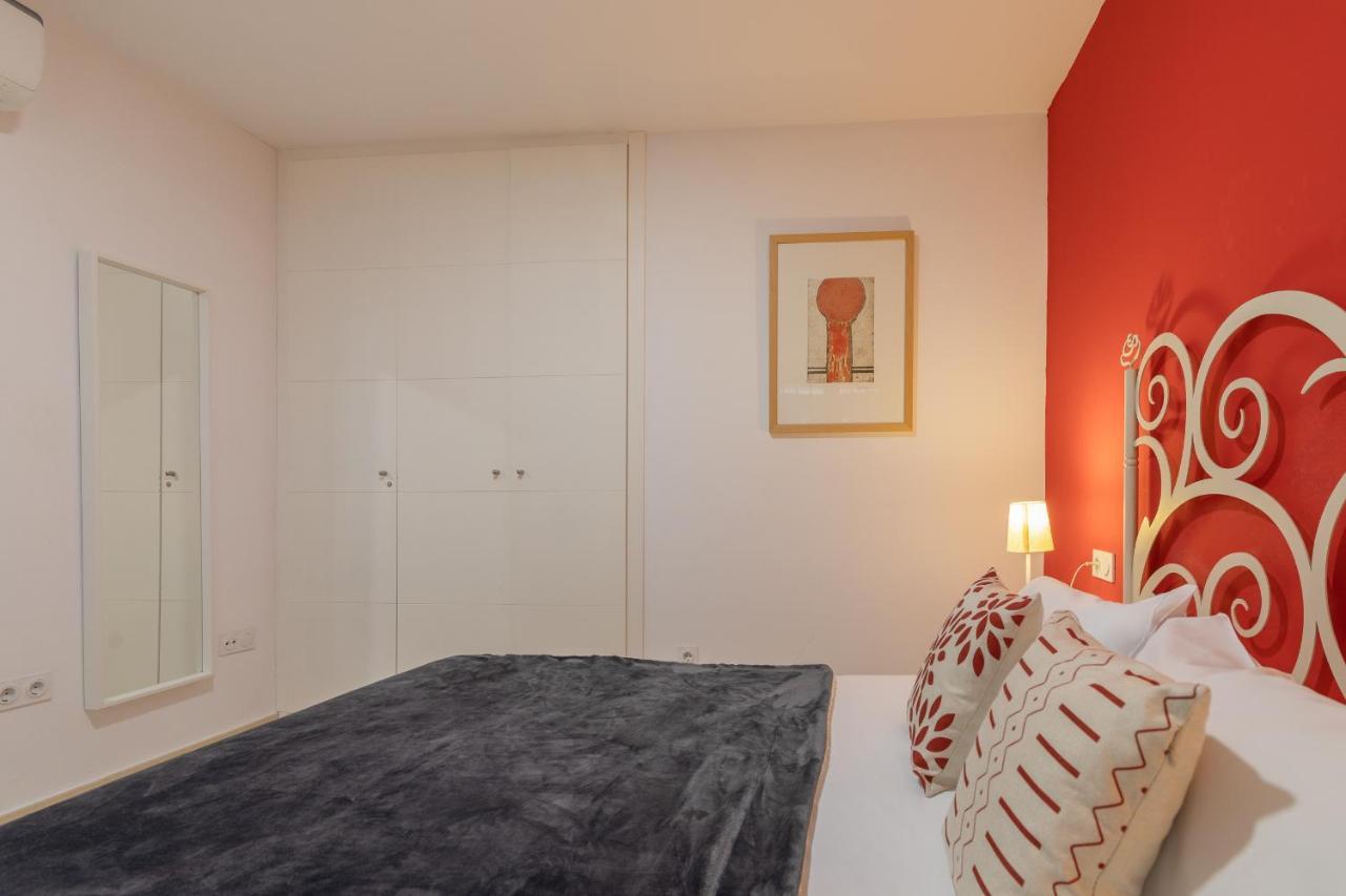 Reservaloen Plaza Del Salvador Apartment *