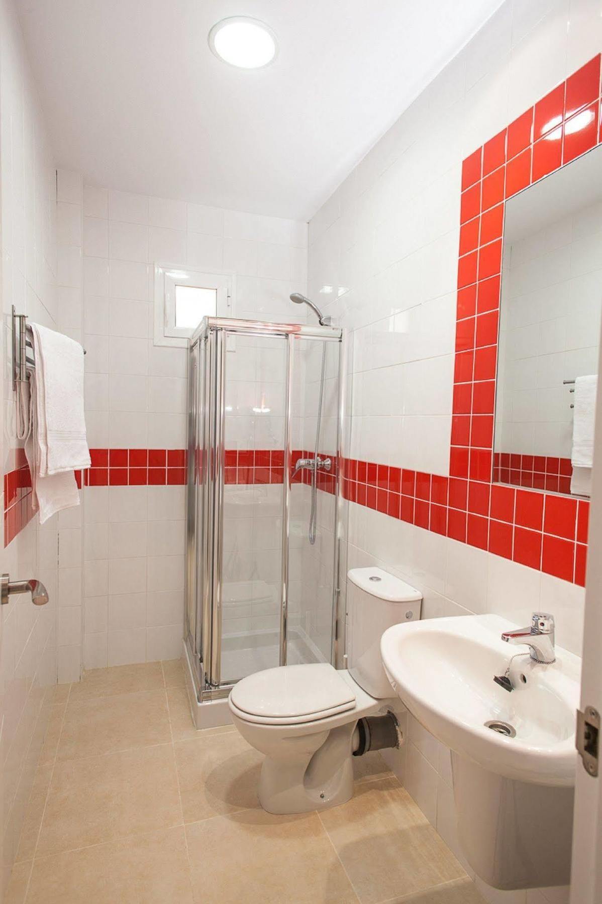 Reservaloen Plaza Del Salvador Apartment